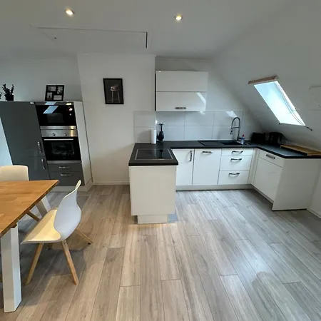 Schönes Maisonette In Schöner Lage Mg18